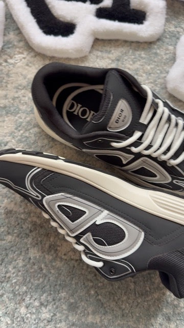 DIOR B30 "BLACK AND WHITE"