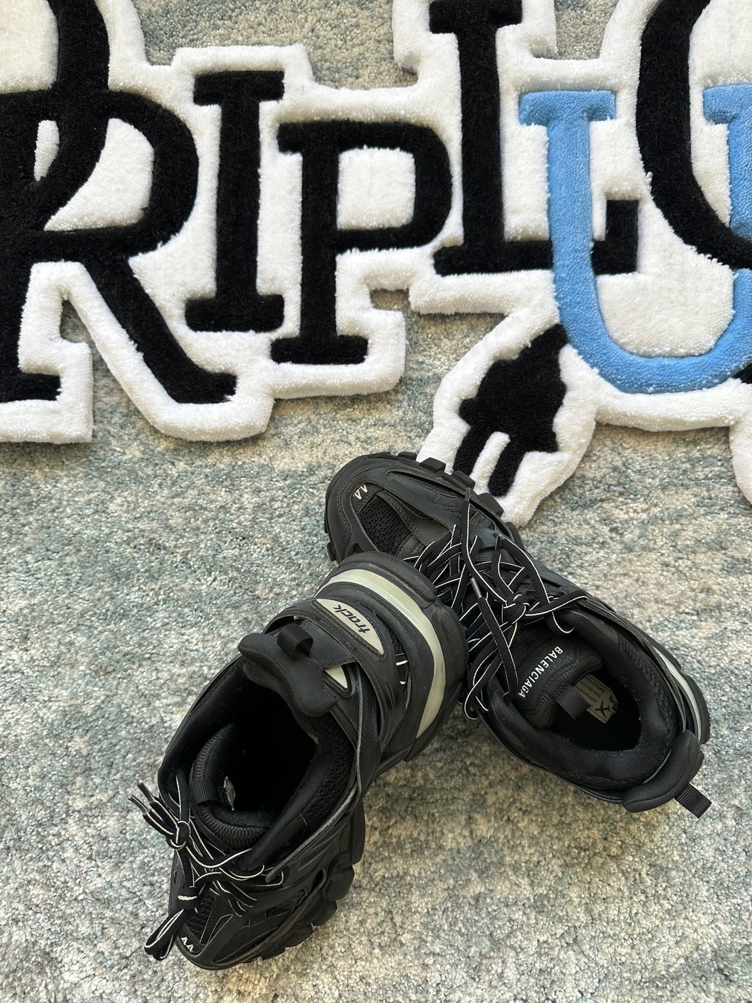 BALENCIAGA TRACK RUNNERS LED "BLACK"