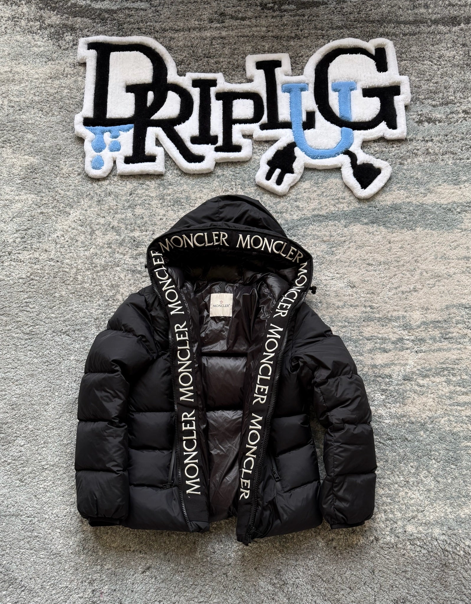 MONCLER MONTCLA BLACK