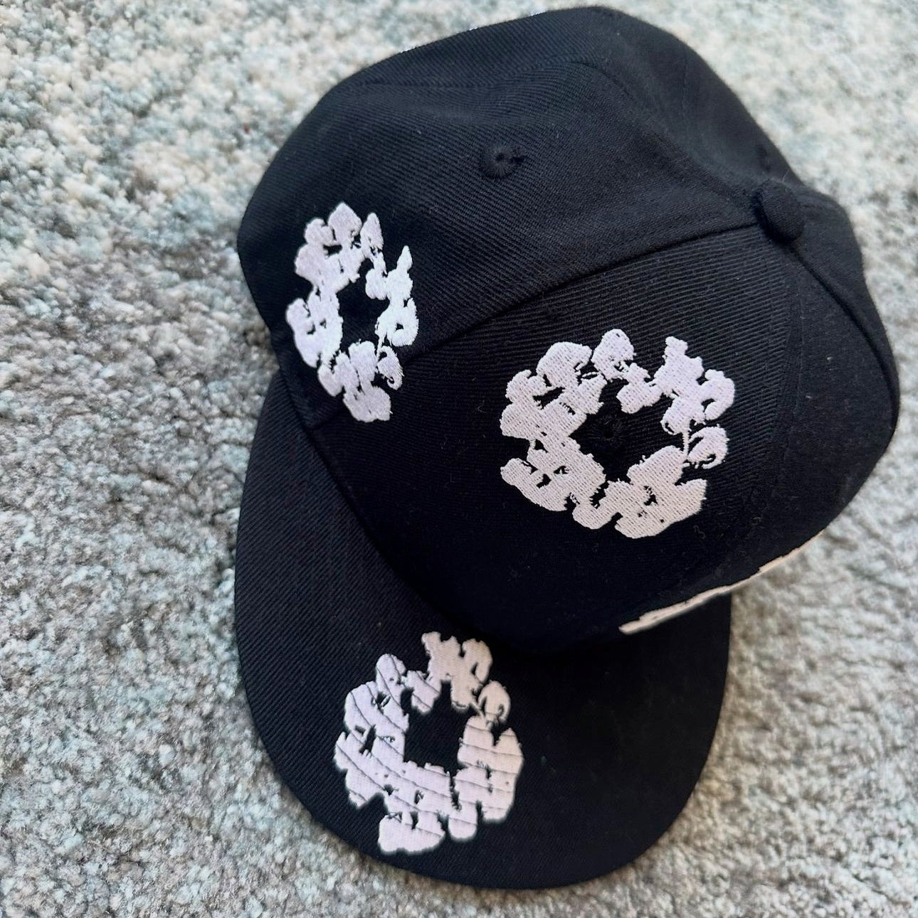 DENIM TEARS HAT BLACK