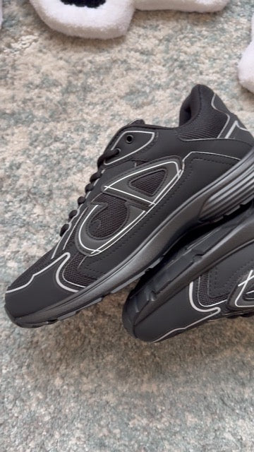 DIOR B30 "TRIPLE BLACK"