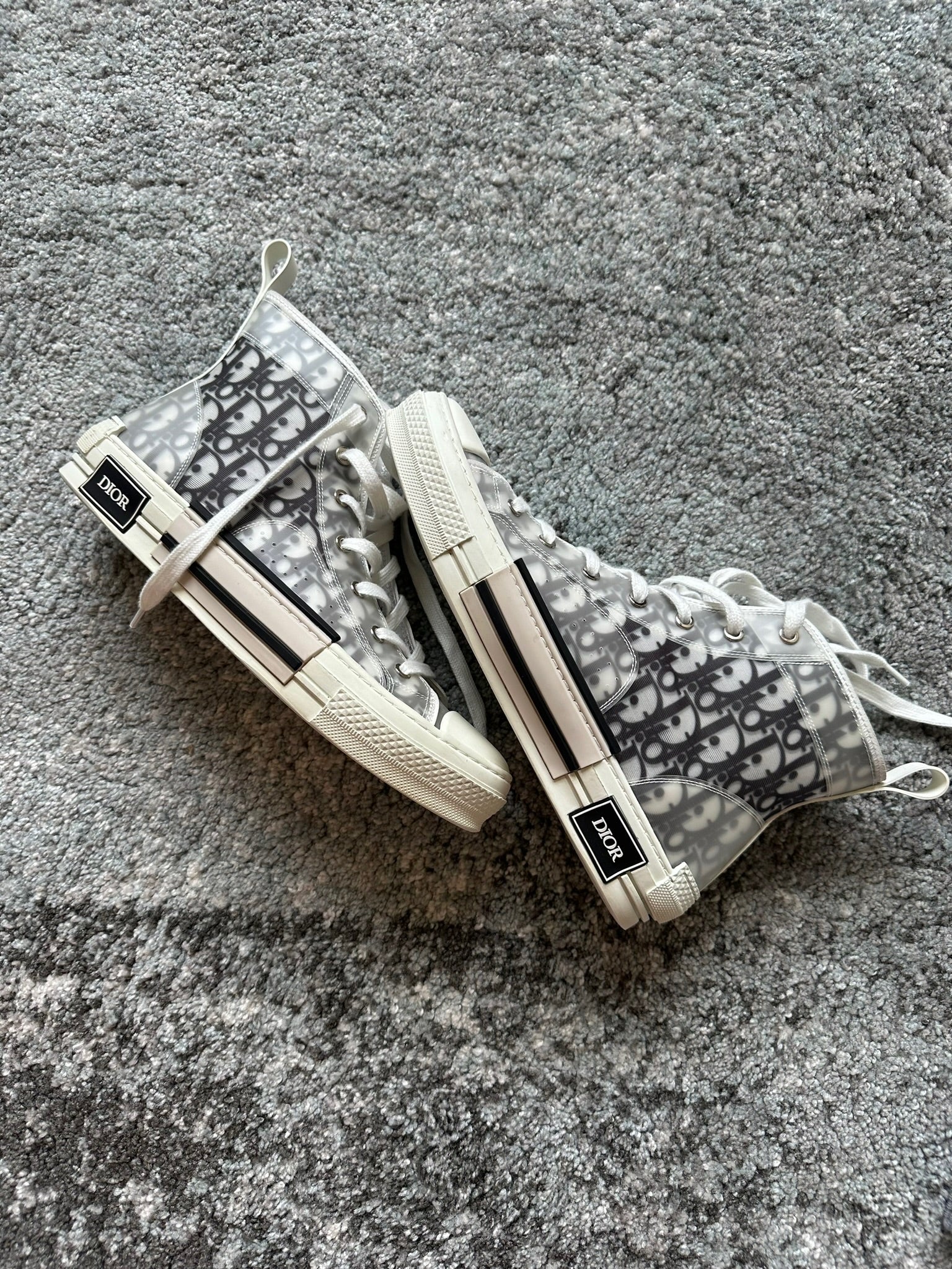 DIOR B23 WHITE HIGH TOP