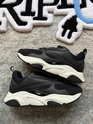 DIOR B22 BLACK AND WHITE